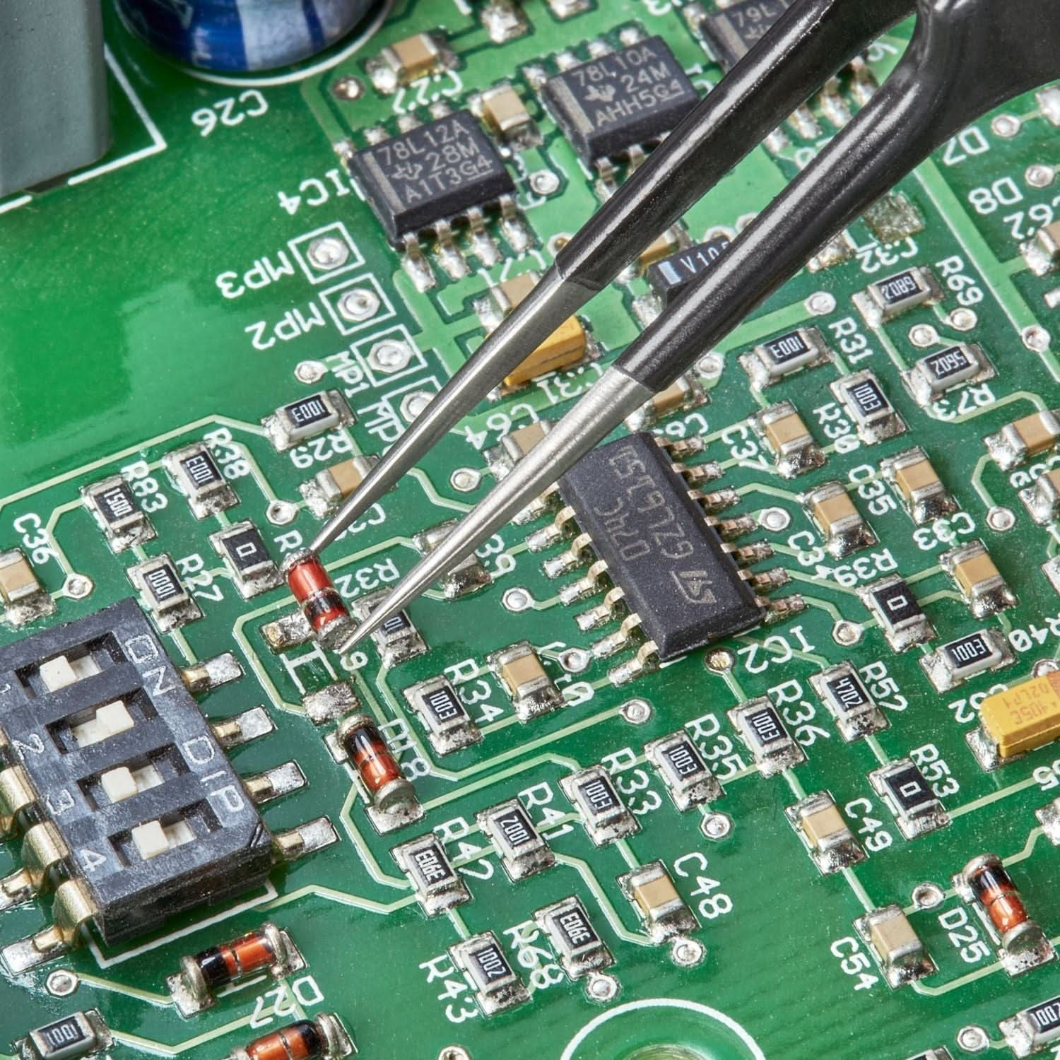 92 28 71 ESD-40368447_6.jpg