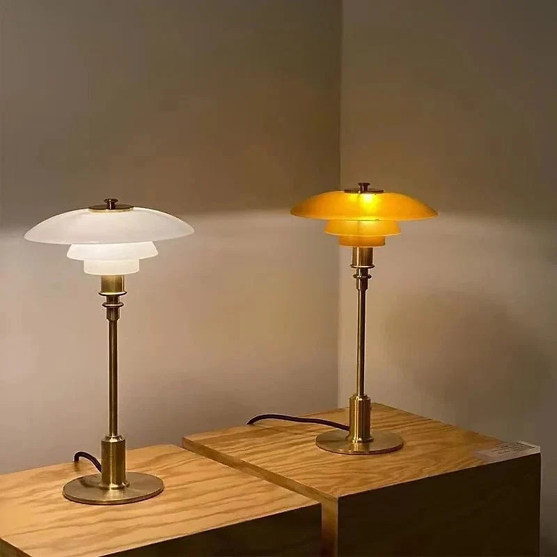 scandinavian-led-table-lamp-41191778_4.jpg